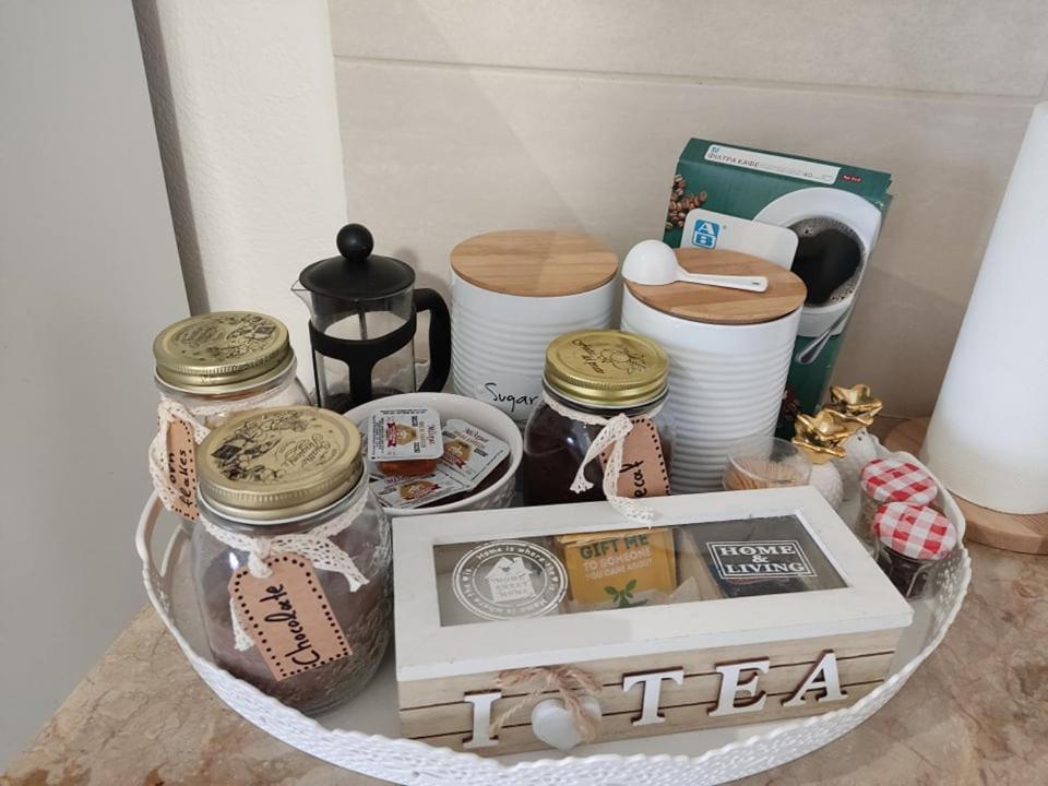 Coffee/tea facilities