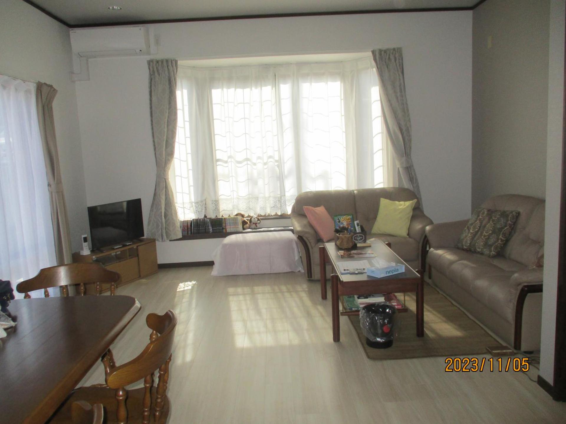 Communal lounge/ TV room