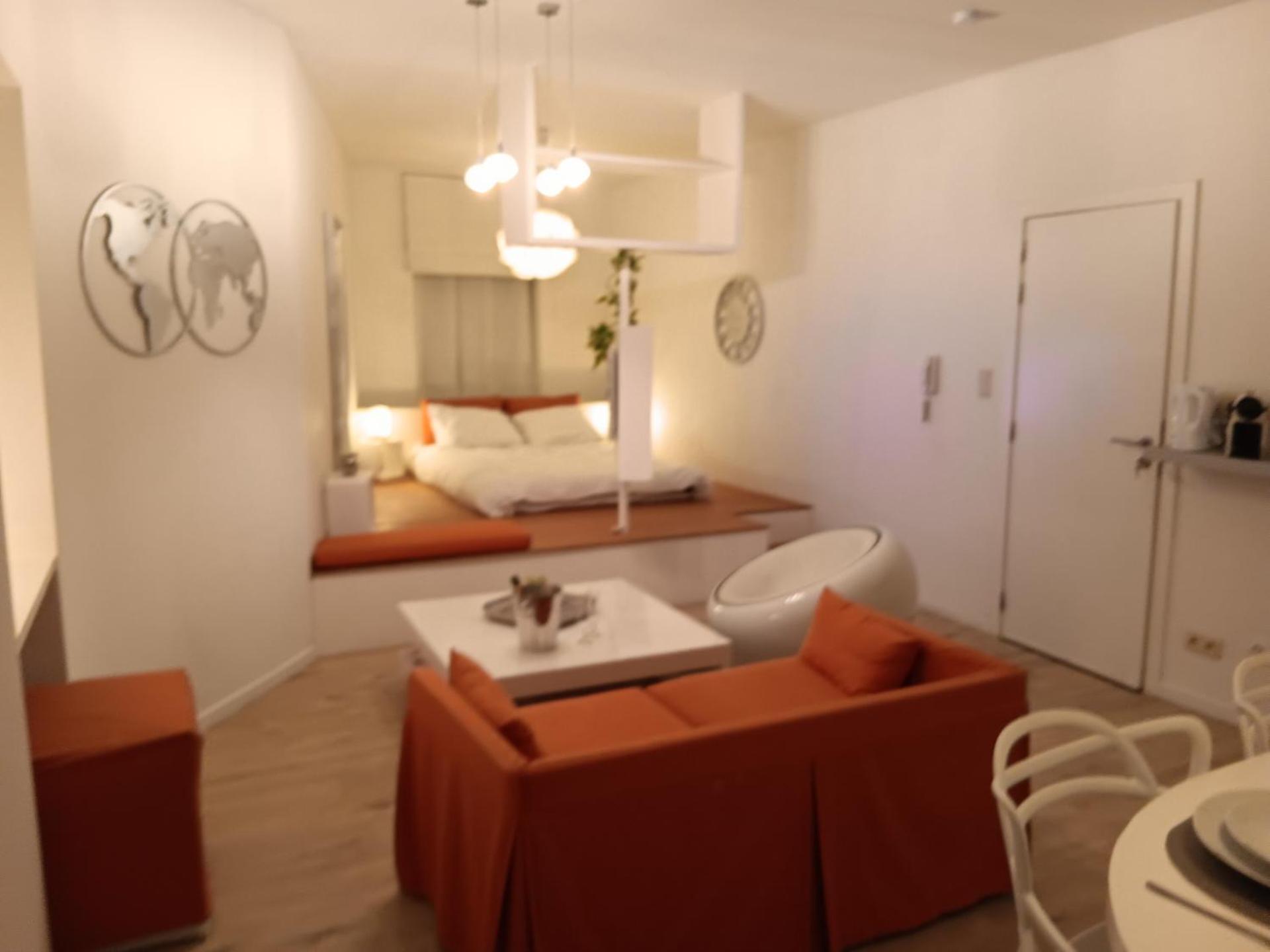 The Luxury White Suite