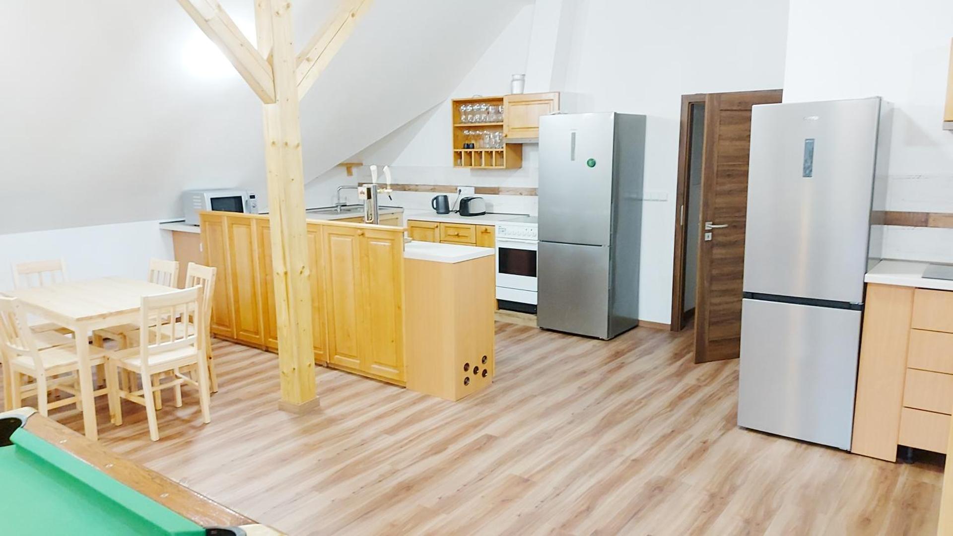 Kitchen or kitchenette