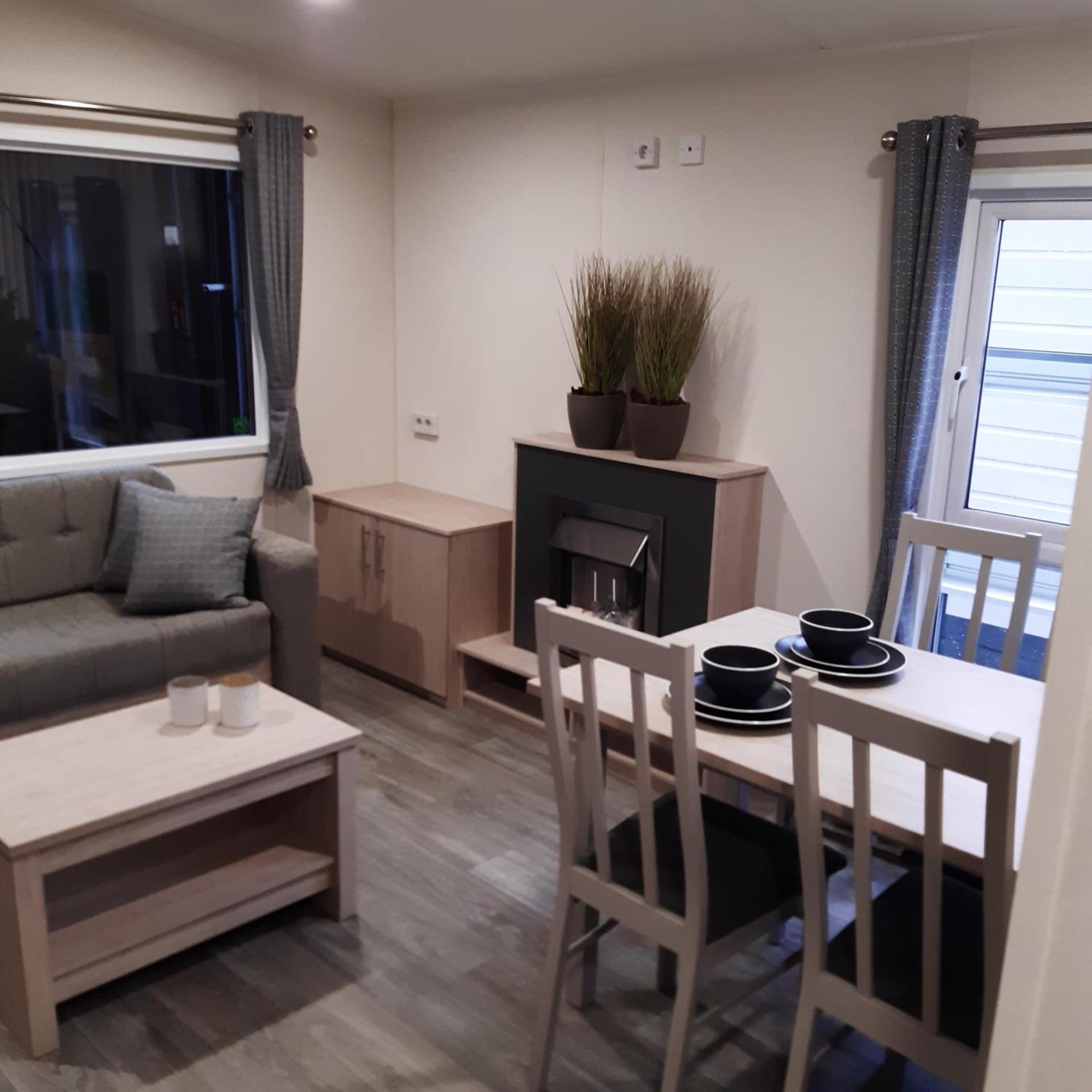 Chalet Weizicht op minicamping Hoogelande