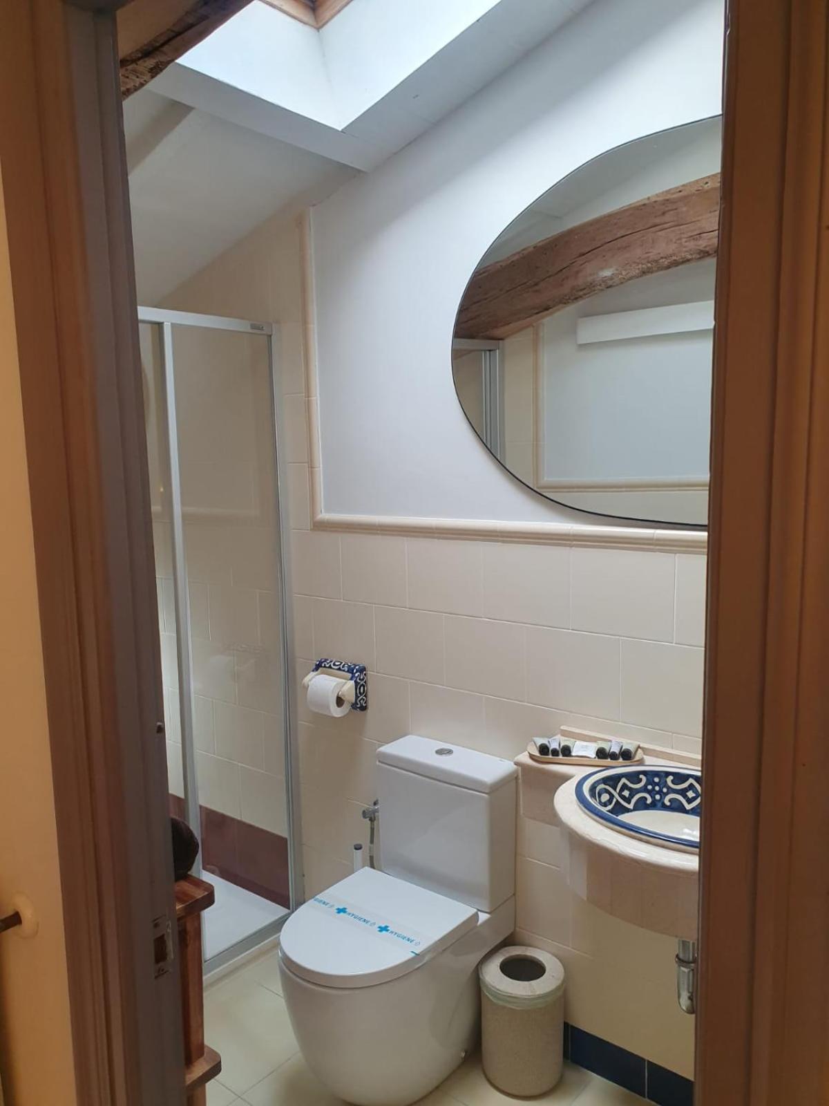 Double Room Deluxe 2-3 pax