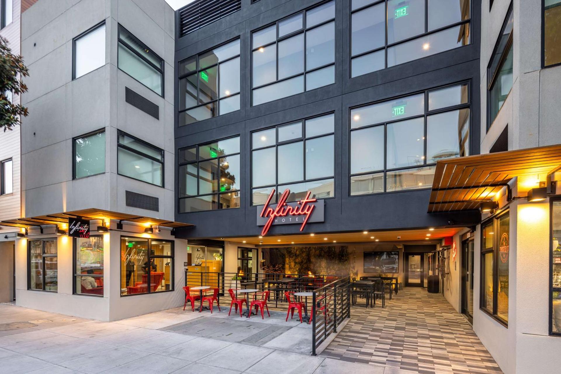 Inner courtyard view