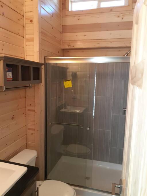 092 Star Gazing Tiny Home near Grand Canyon South Rim Sleeps 8