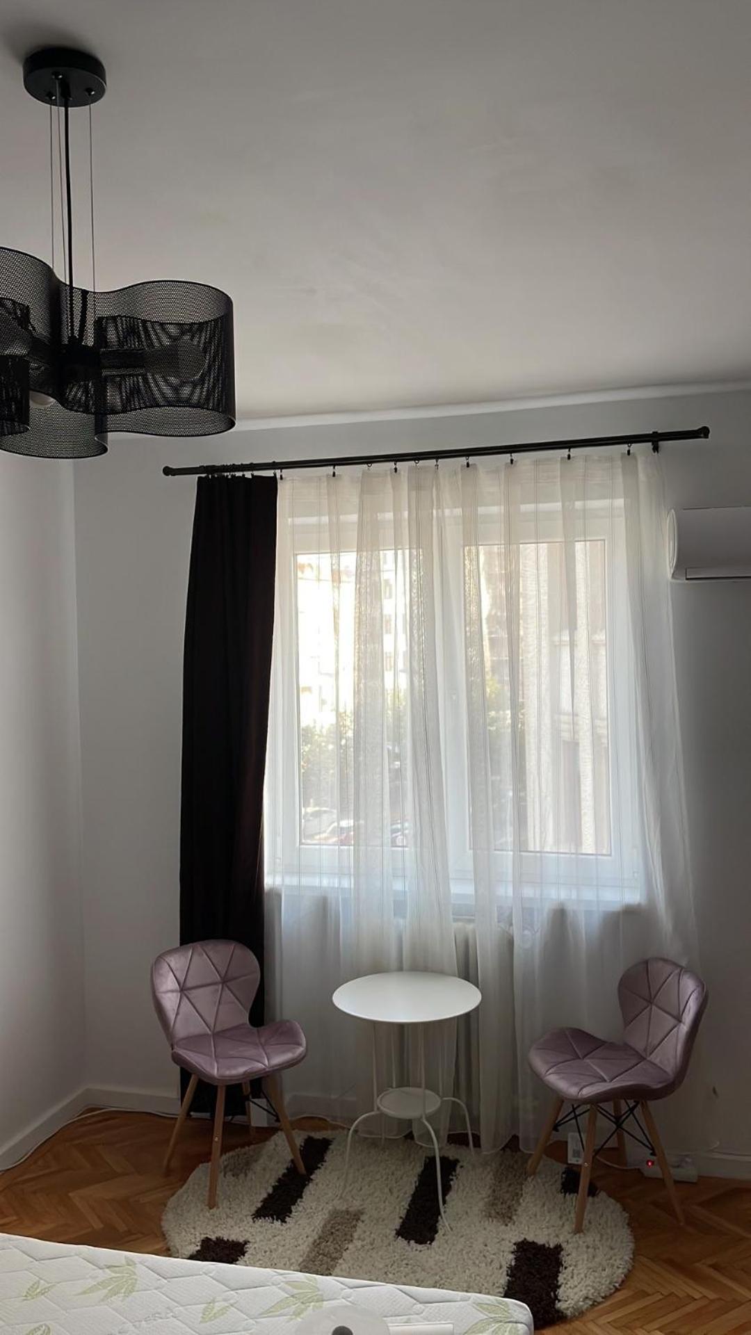 Studio Central Doamnei