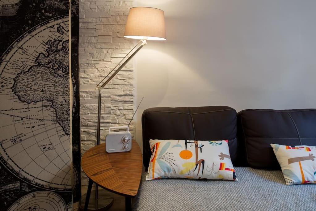 Studio Mars ( climatisé) 10 mn du vieux port , dans le Panier