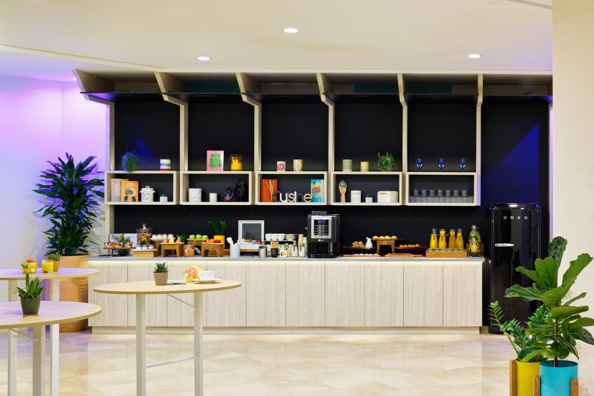 Meeting/conference room