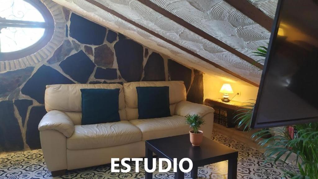 Alojamientos La Casa de Piedra