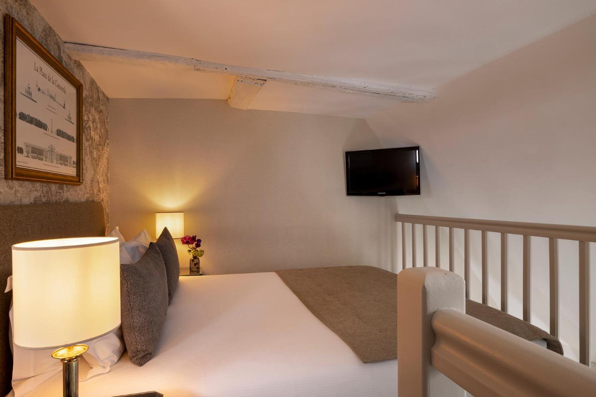 Duplex room with terrace