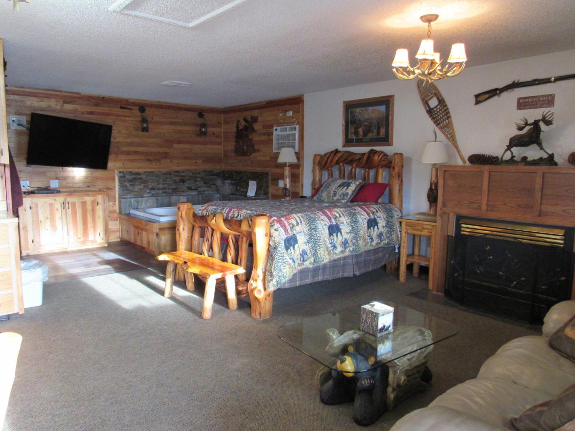 The Woodsman Country Lodge Motel