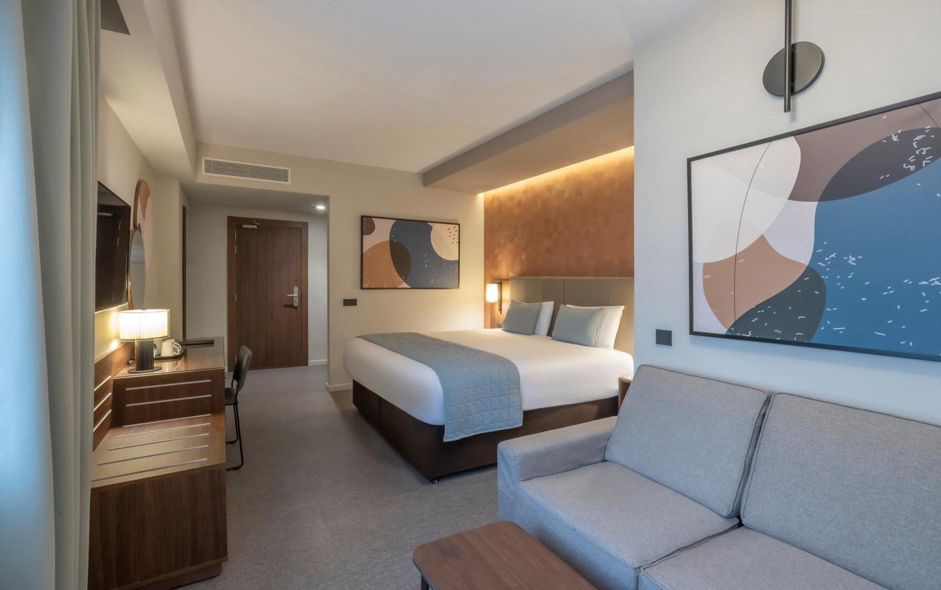 Photo of the whole room