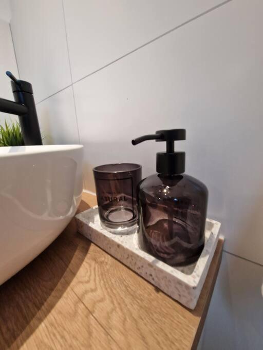 Voll ausgestattetes 2 Zimmer Apartment Sanssouci