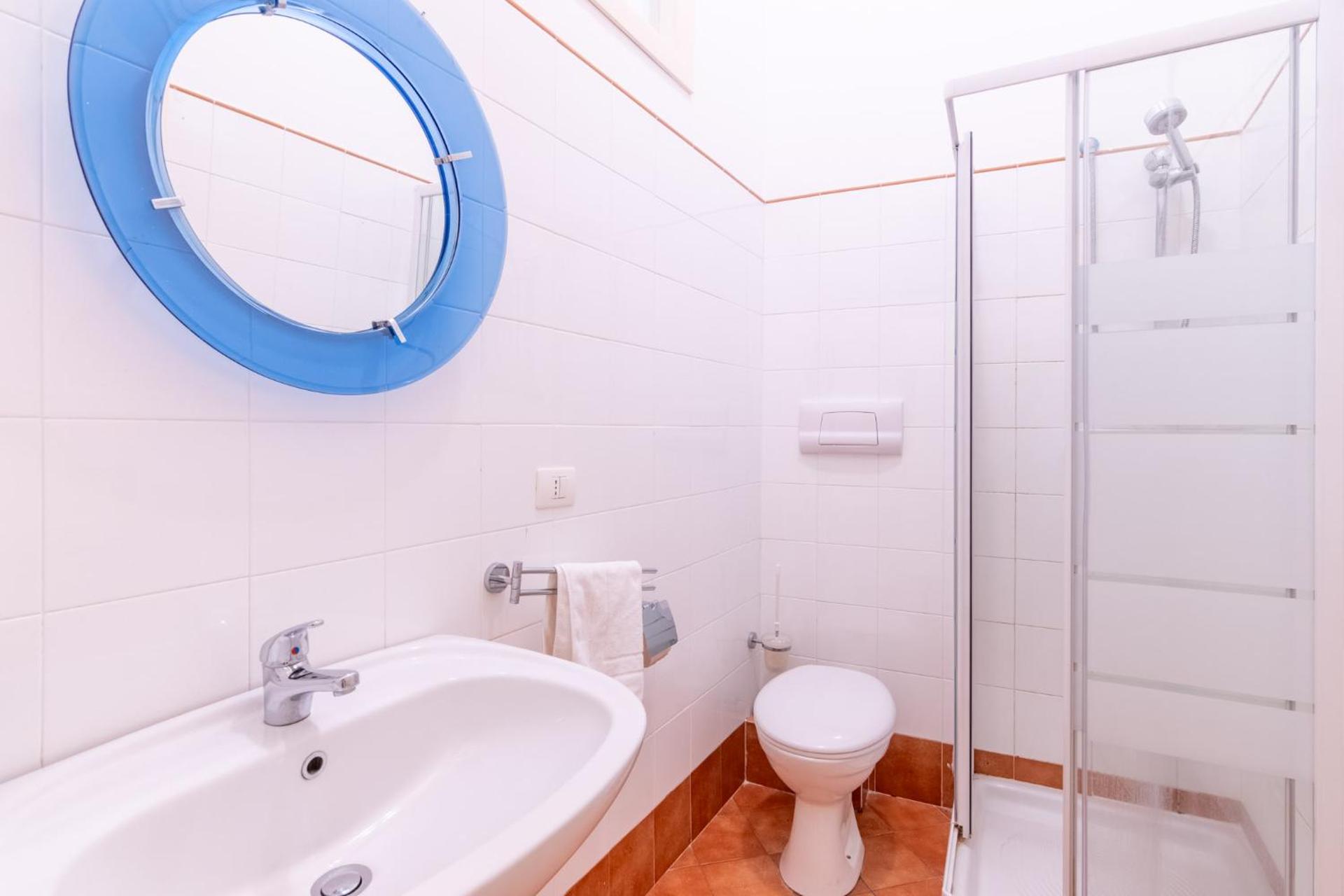 Viola's Luxury House