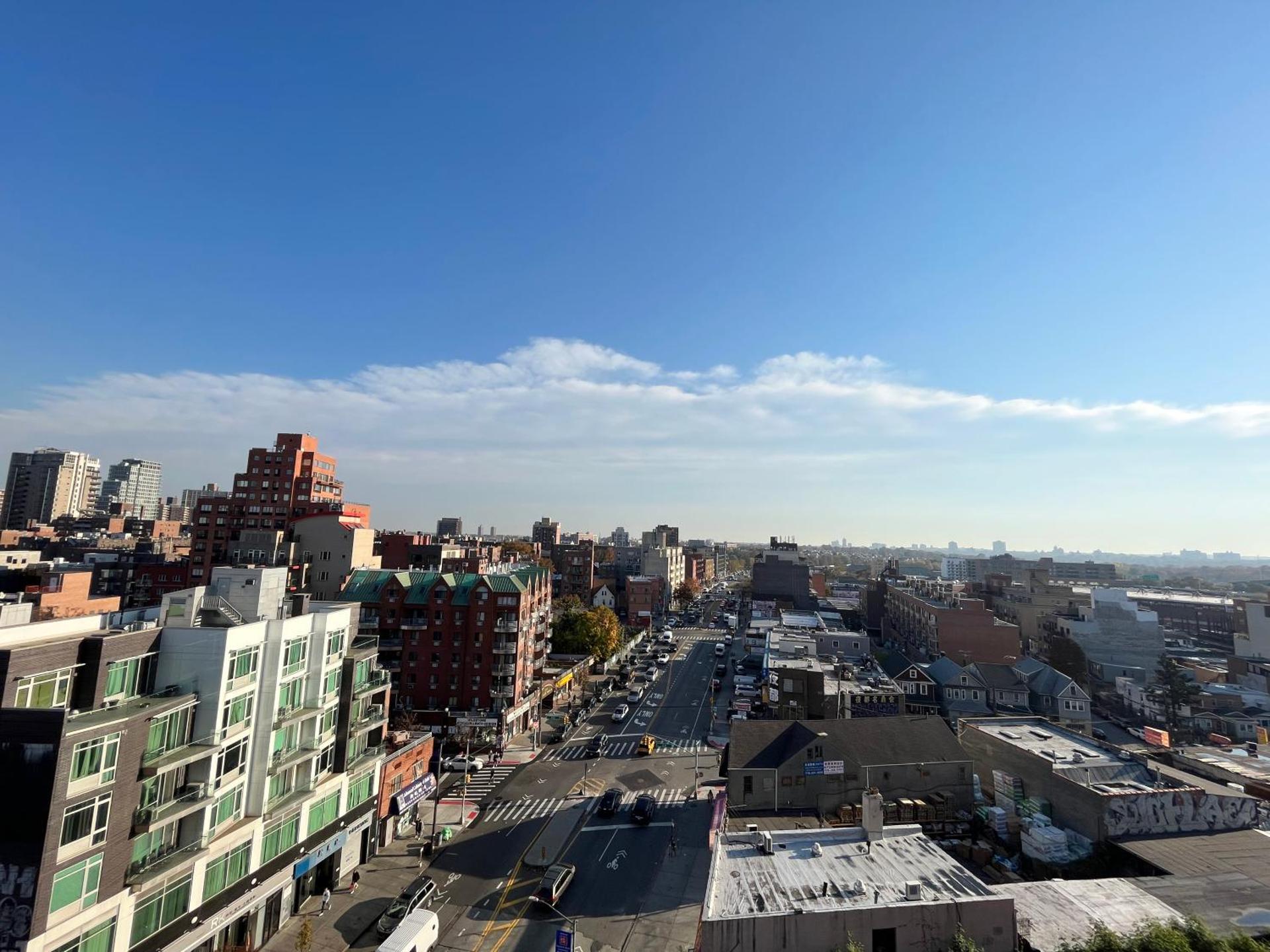 Starlight Hotel Near LGA Airport