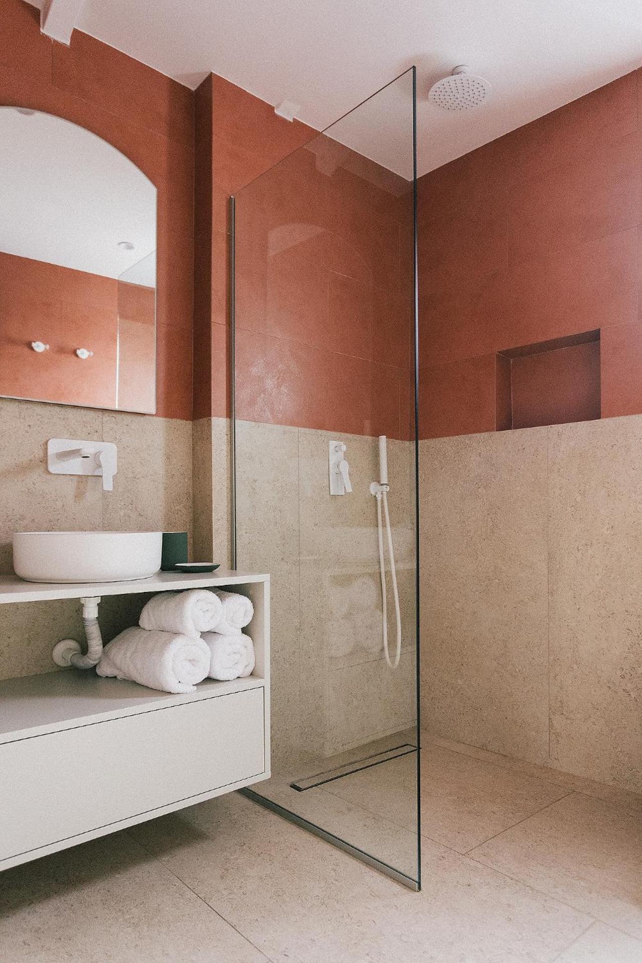 Limeria studios & maisonettes