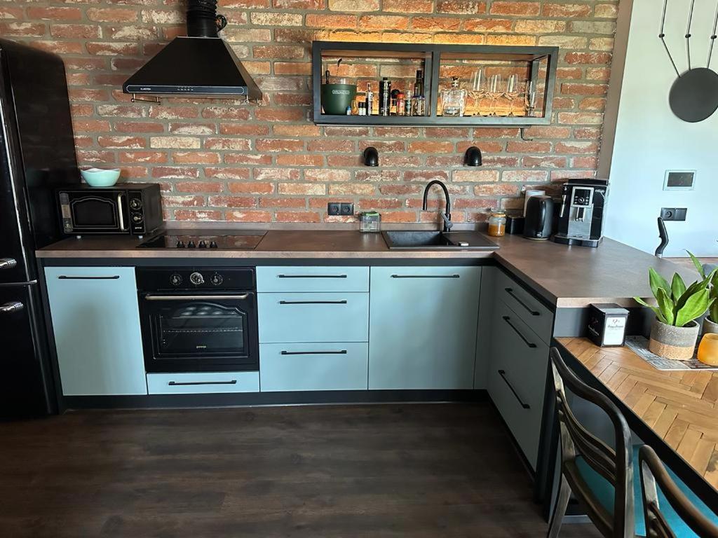 Design apartmán v zahradě