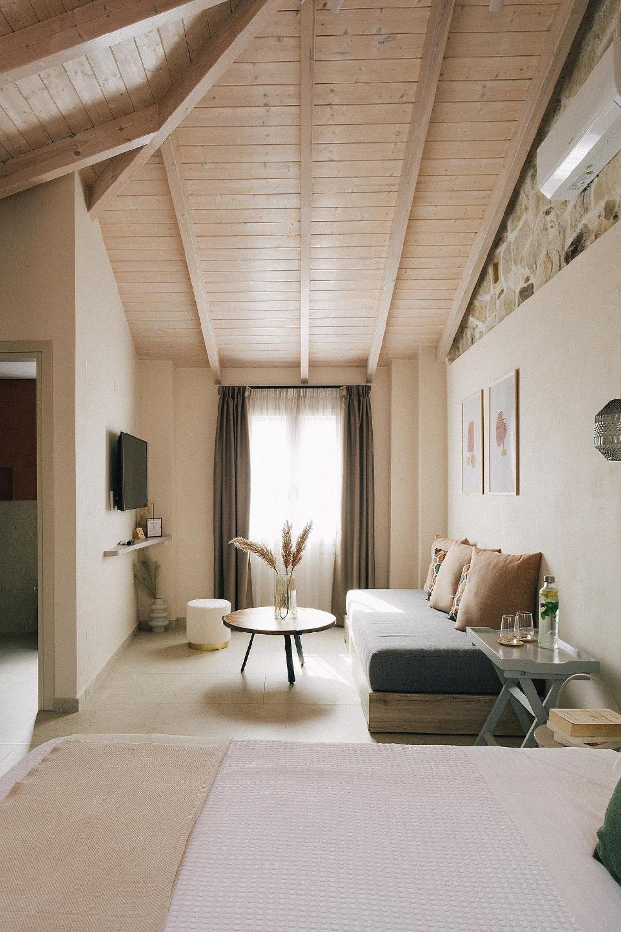 Limeria studios & maisonettes