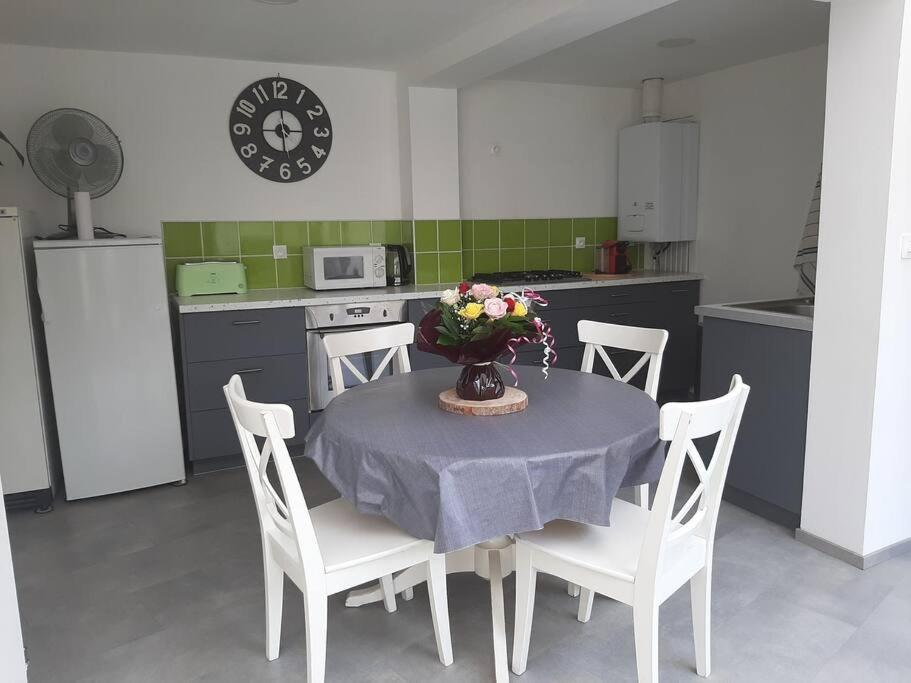 Maison de ville à Pacy-sur-Eure, proche Giverny