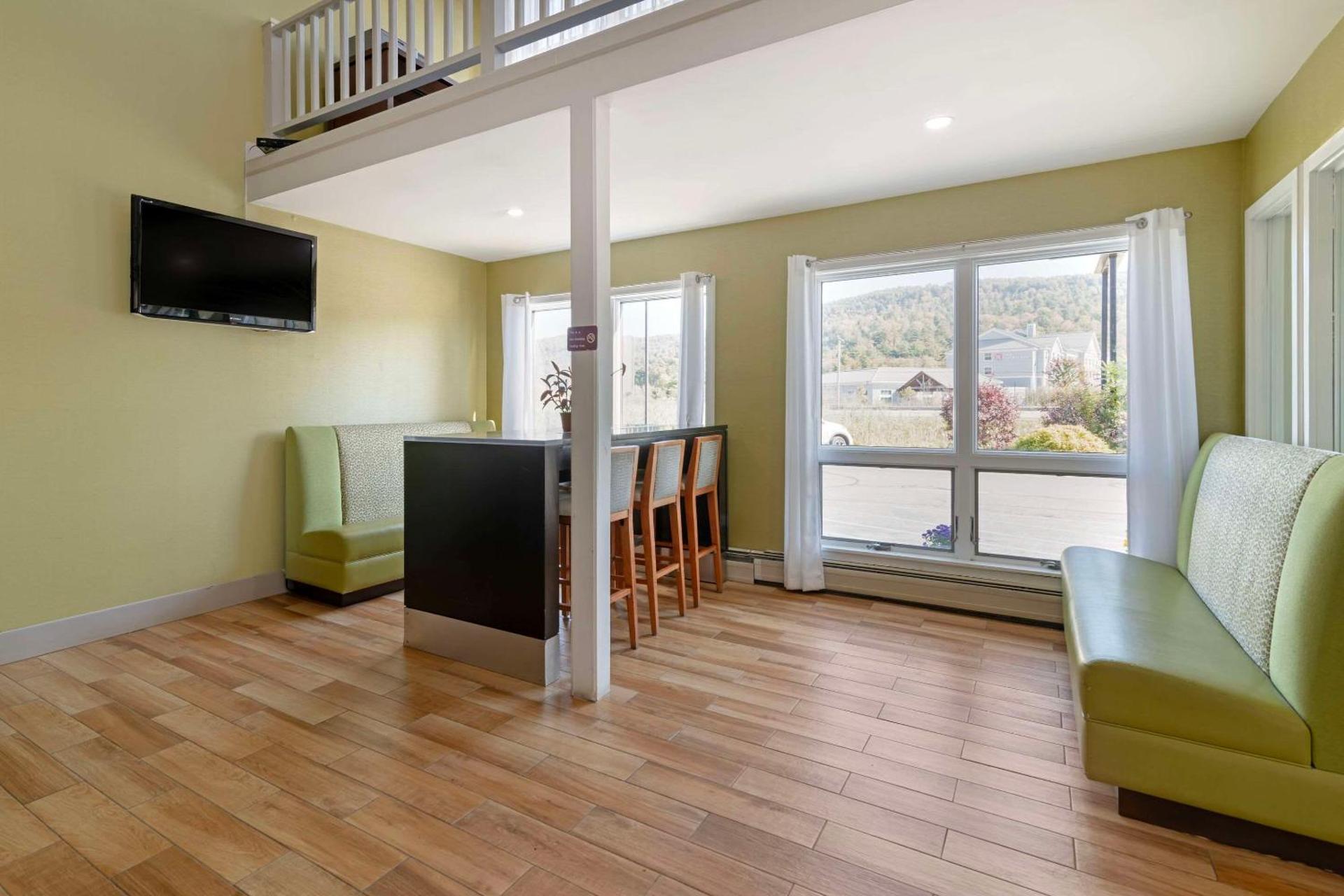 Meeting/conference room