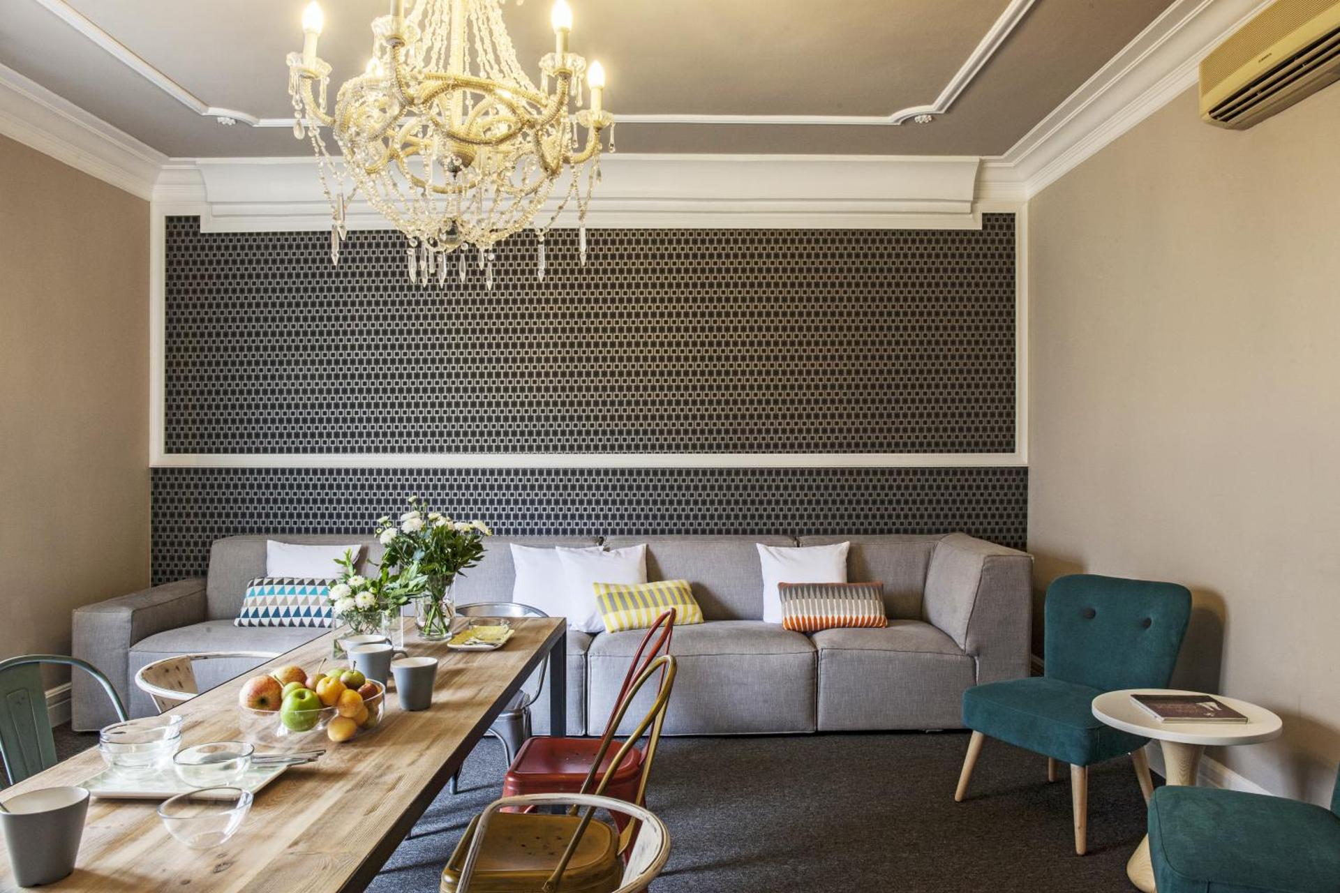 Communal lounge/ TV room