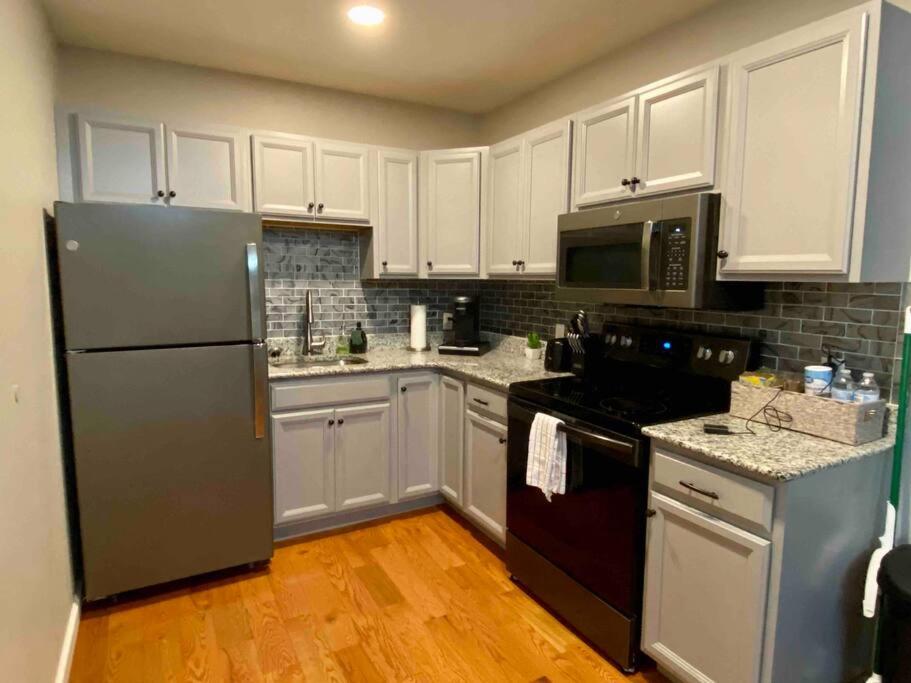 Downtown Albany 2 Bedroom + Workstation @ The Mark