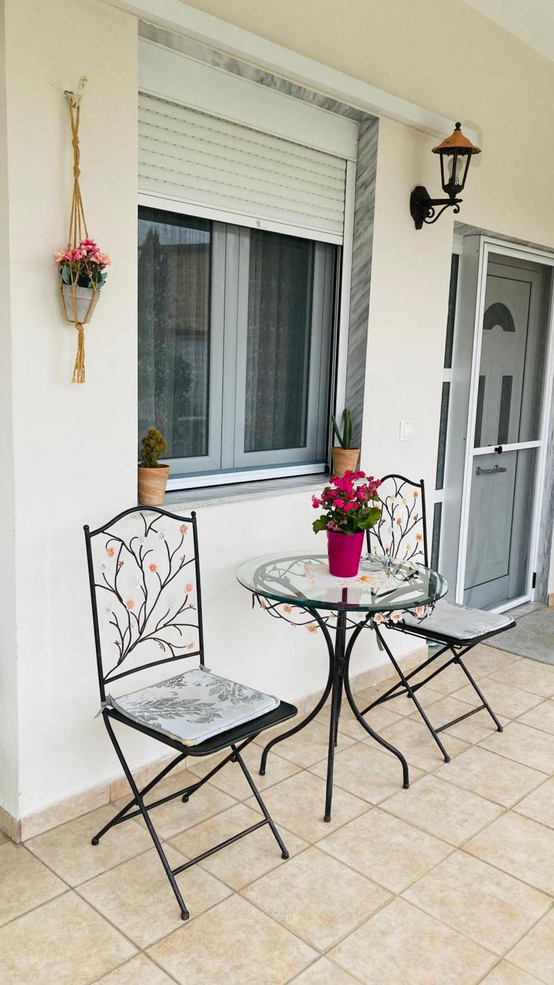 Suzie's House - Road to Loutra Pozar