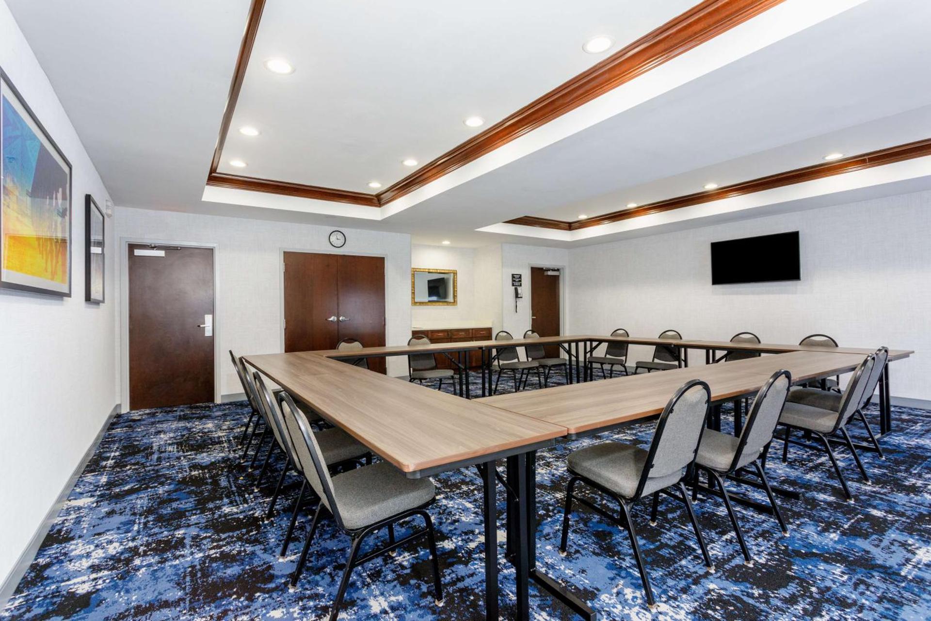 Meeting/conference room