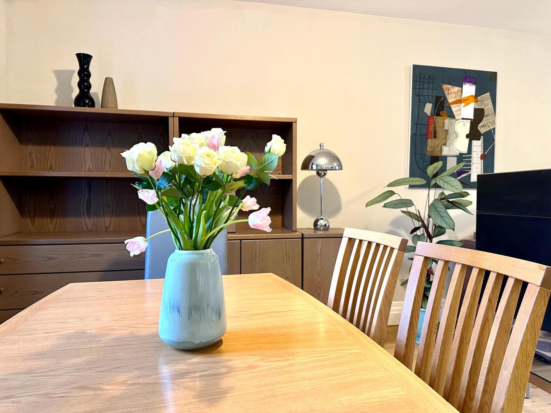 Desirable 2 Bedroom Apartment in Bicester that sleeps 5