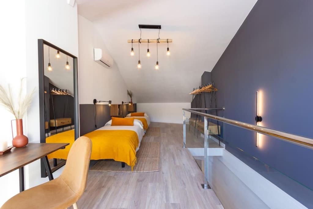 Duplex with terrace near Bcn