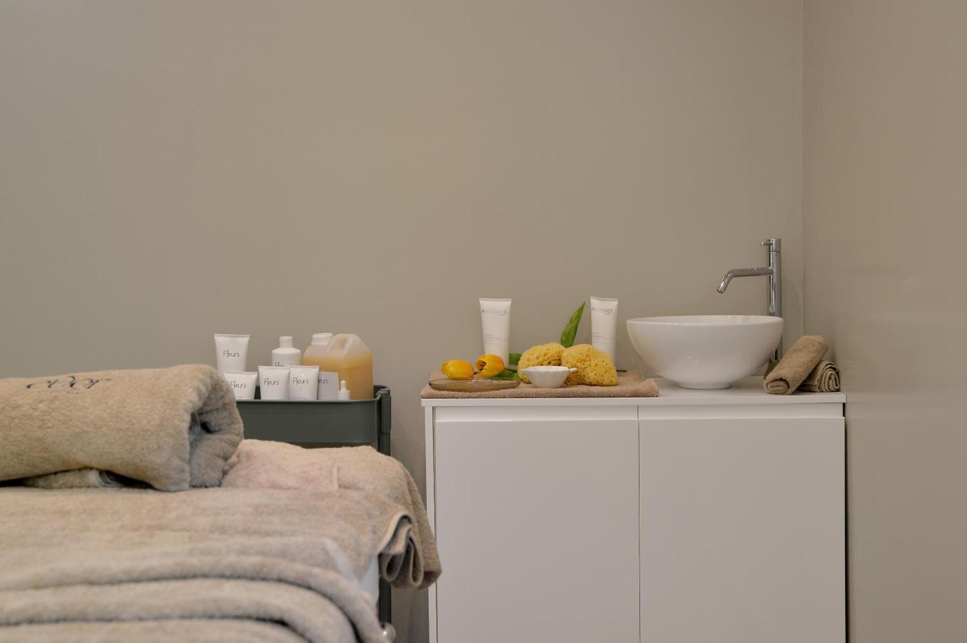 Spa and wellness centre/facilities