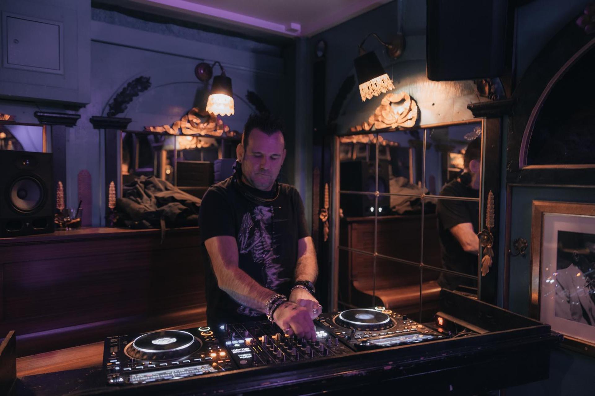 Vevey Hotel & Guesthouse