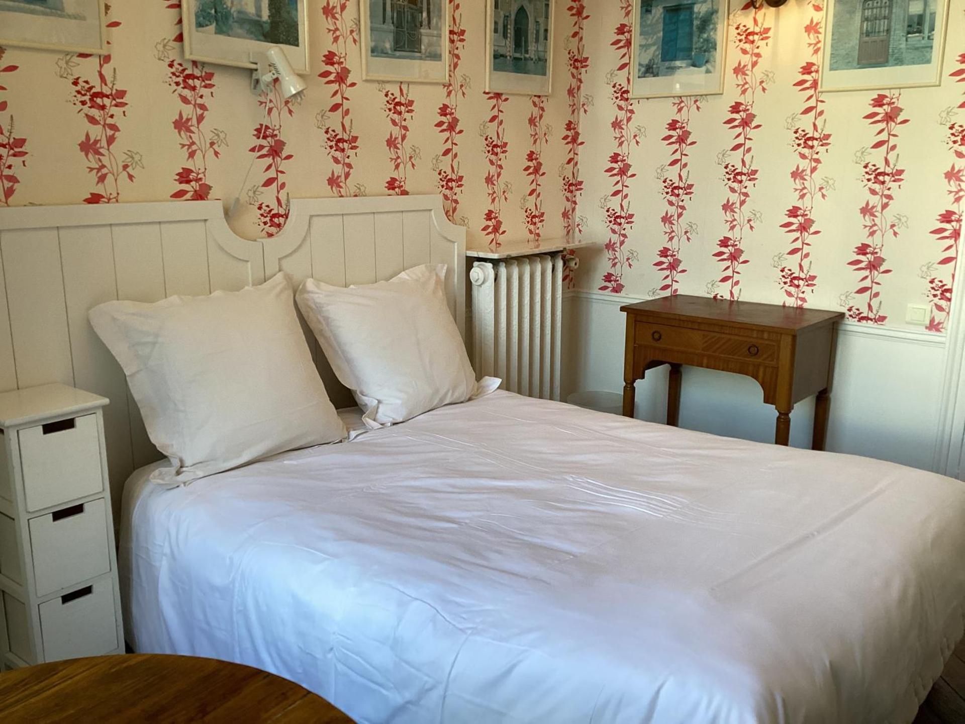 BED and BREAKFAST PARIS QUARTIER CHAMPS-ÉLYSÉES