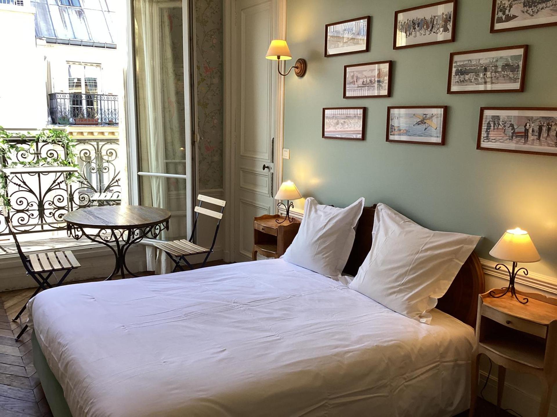 BED and BREAKFAST PARIS QUARTIER CHAMPS-ÉLYSÉES