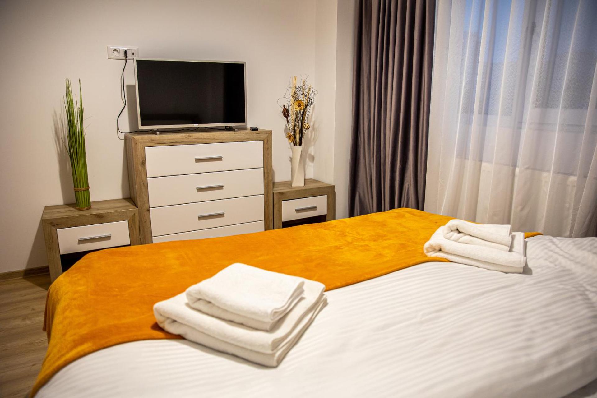 Q Cute Apartament Palas Mall