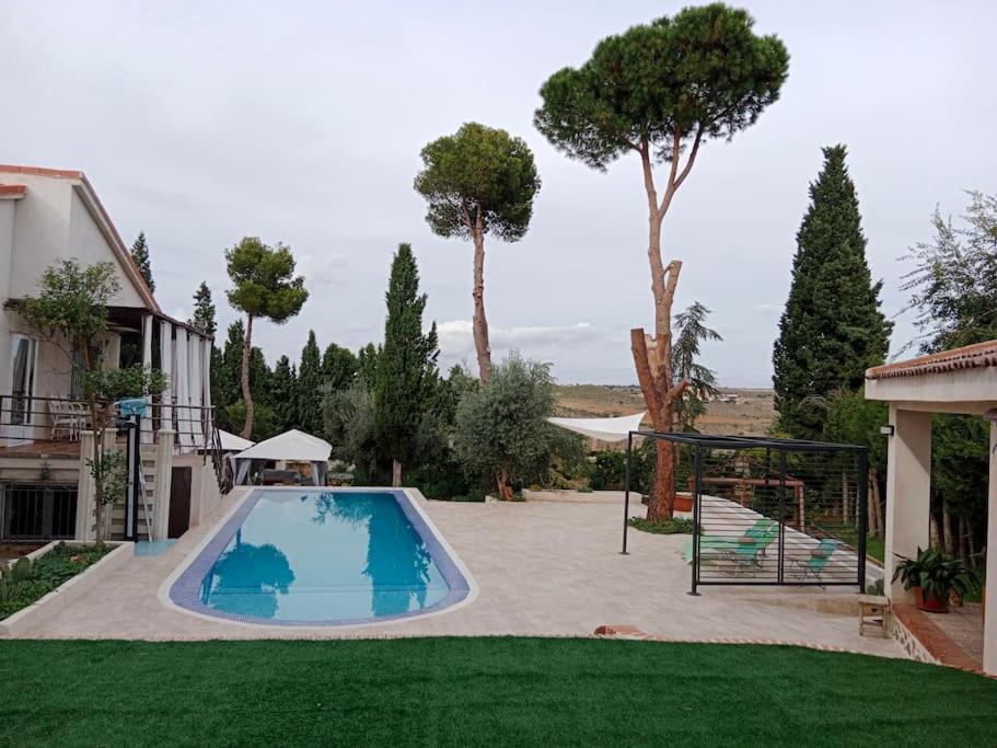 Alojamiento con piscina a 10 minutos de Puy du Fou Toledo