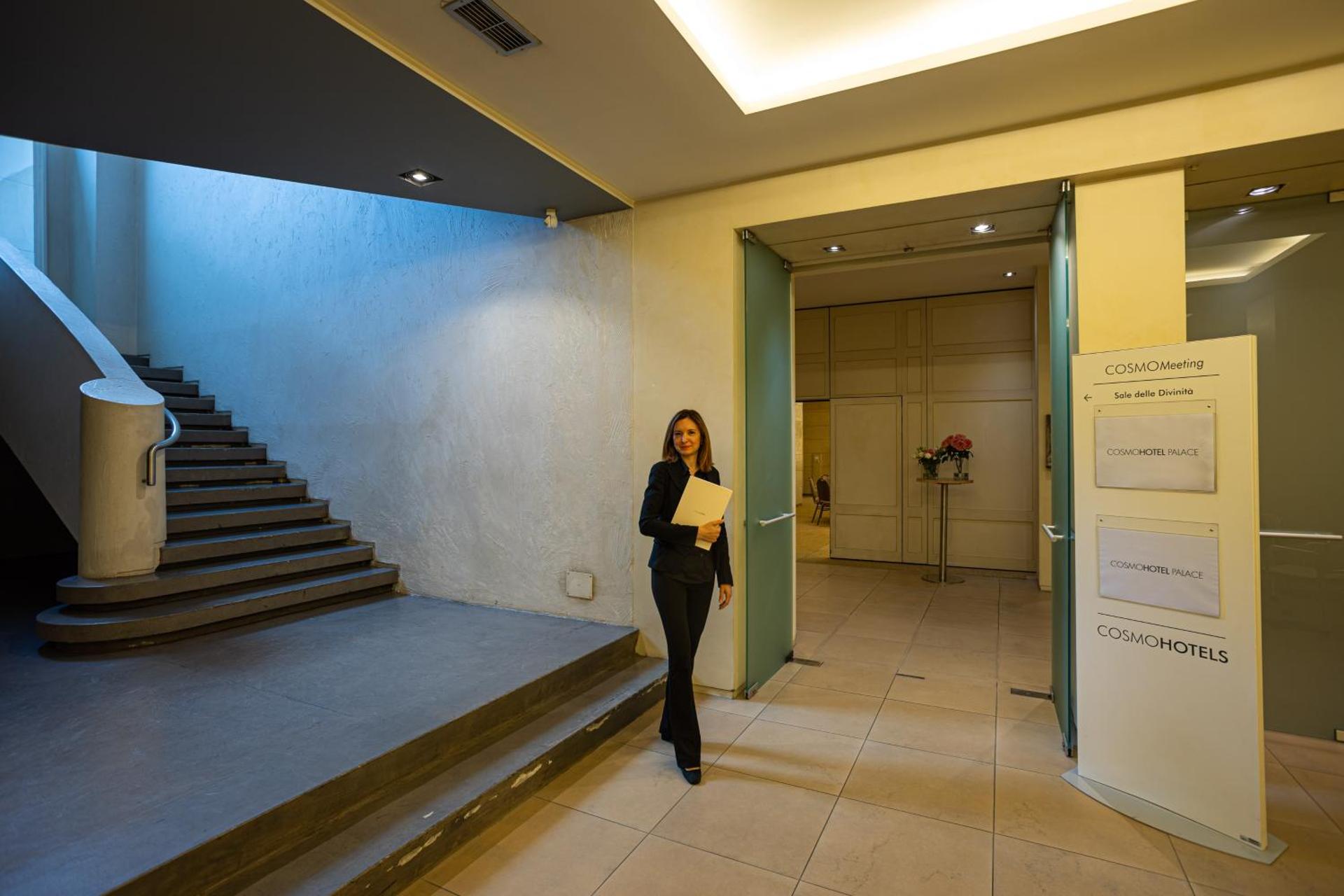 Meeting/conference room