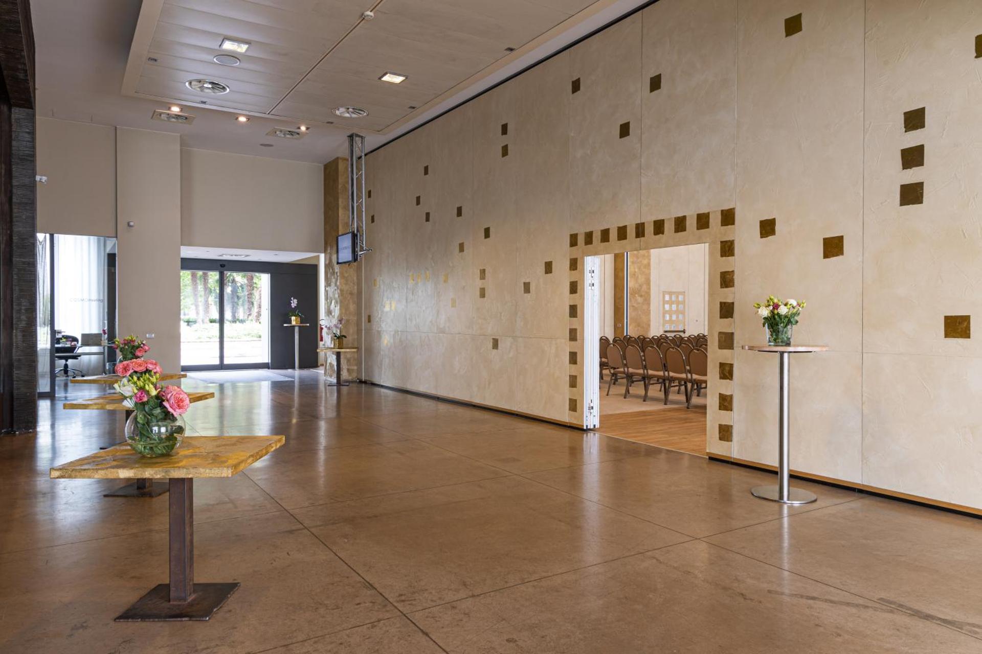 Meeting/conference room