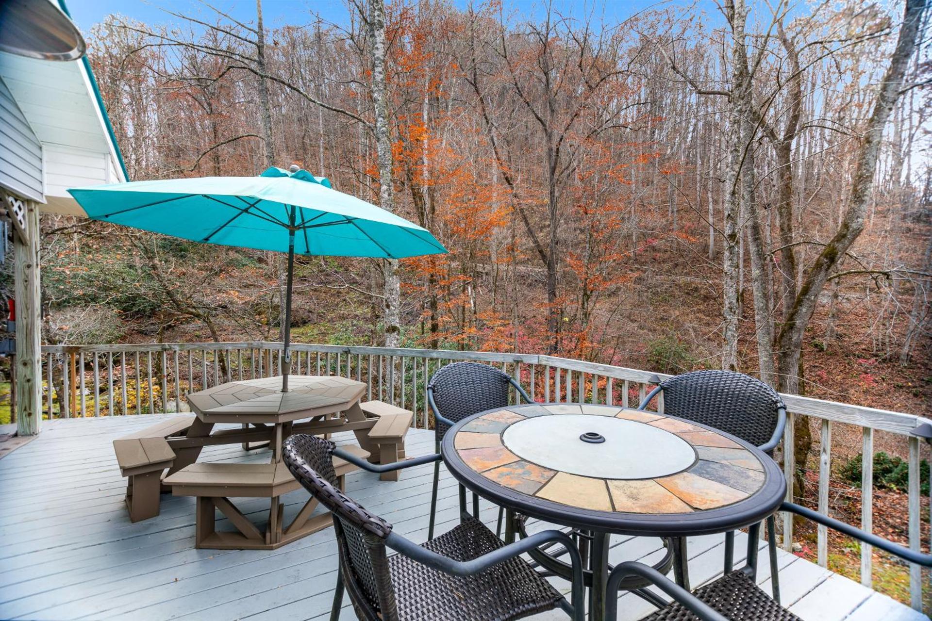 2 Bed 2 Bath Vacation home in Whittier I