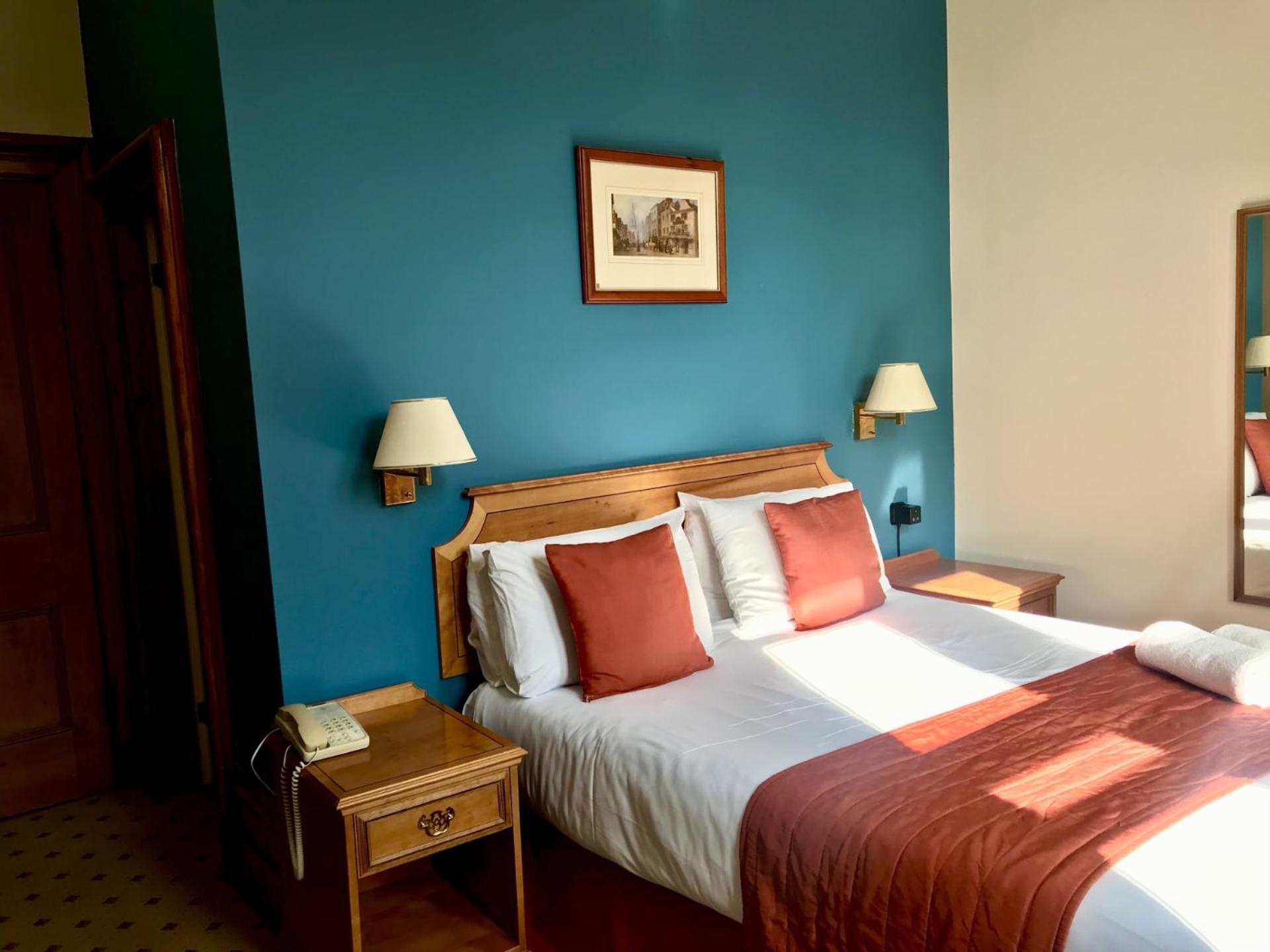 Double Room with Shower