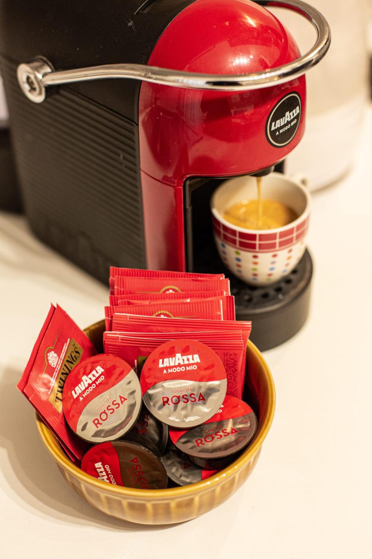 Coffee/tea facilities