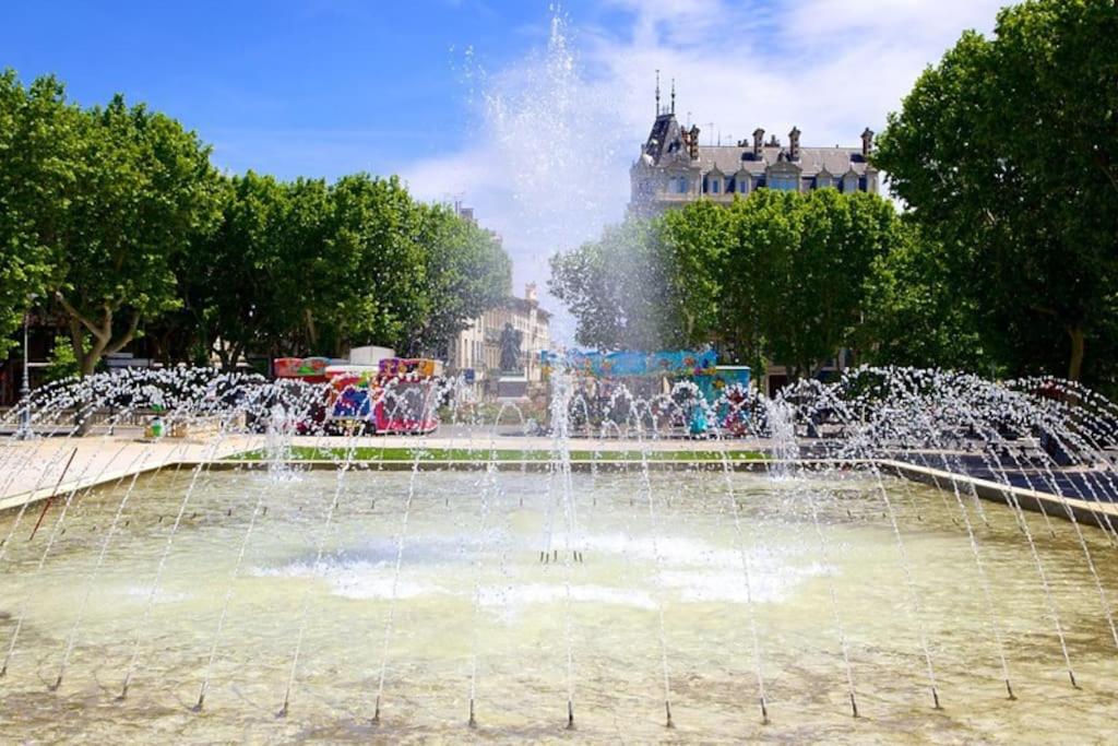 "La Lumineuse"-Meublé de Tourisme 3 étoiles -Résidence "Les Logis de Béziers"-Garage optionnel-Cœur de ville-Plages à 16km !