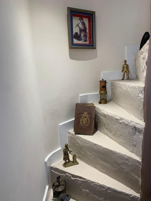 Old Canal-Side Cottage Taff Trail Merthyr Tydfil