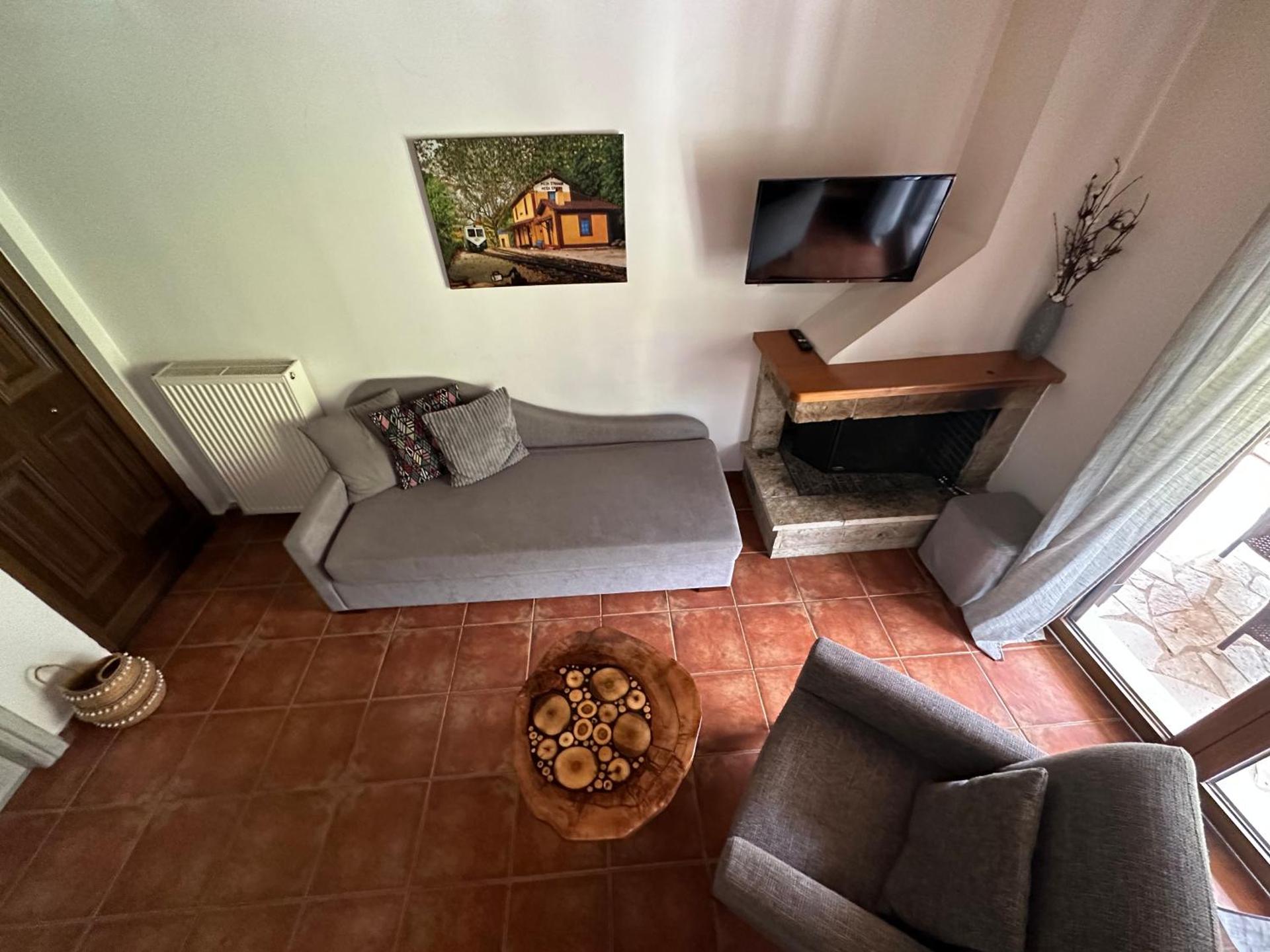 Family Room with Mountain View