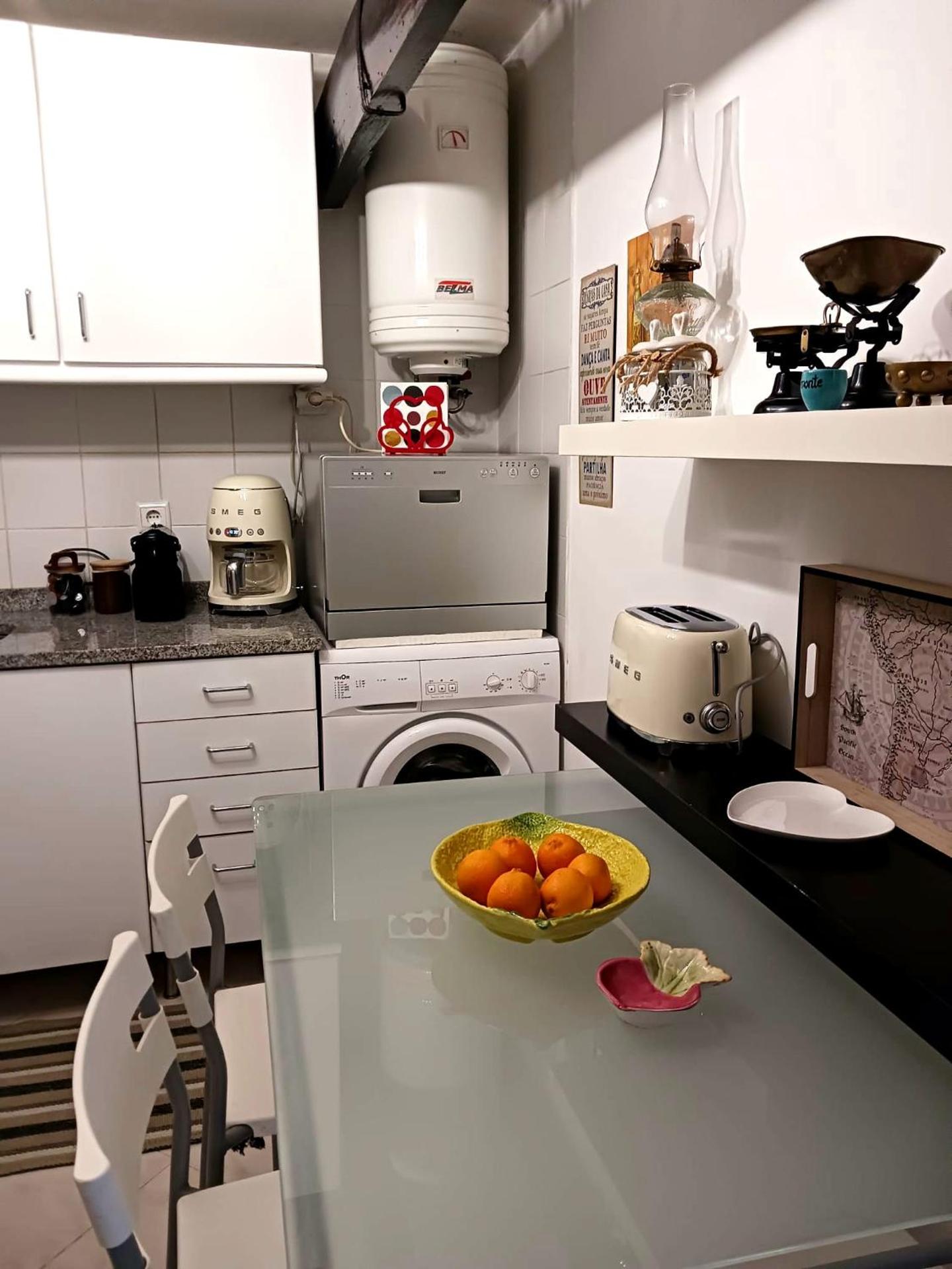 Pequena Casa rústica com piscina