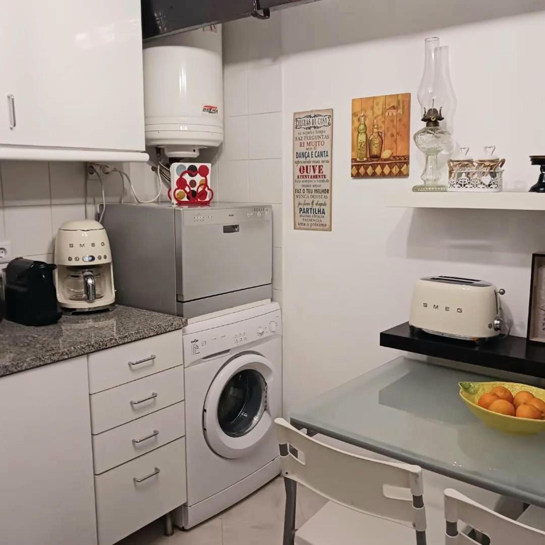 Pequena Casa rústica com piscina