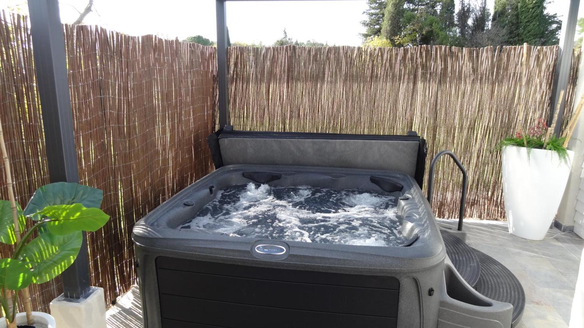 Acienne bergerie cévenole avec spa