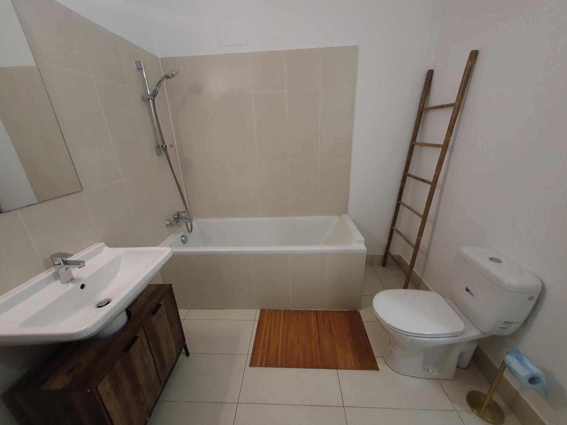 Voisin de Louis XIV,free parking