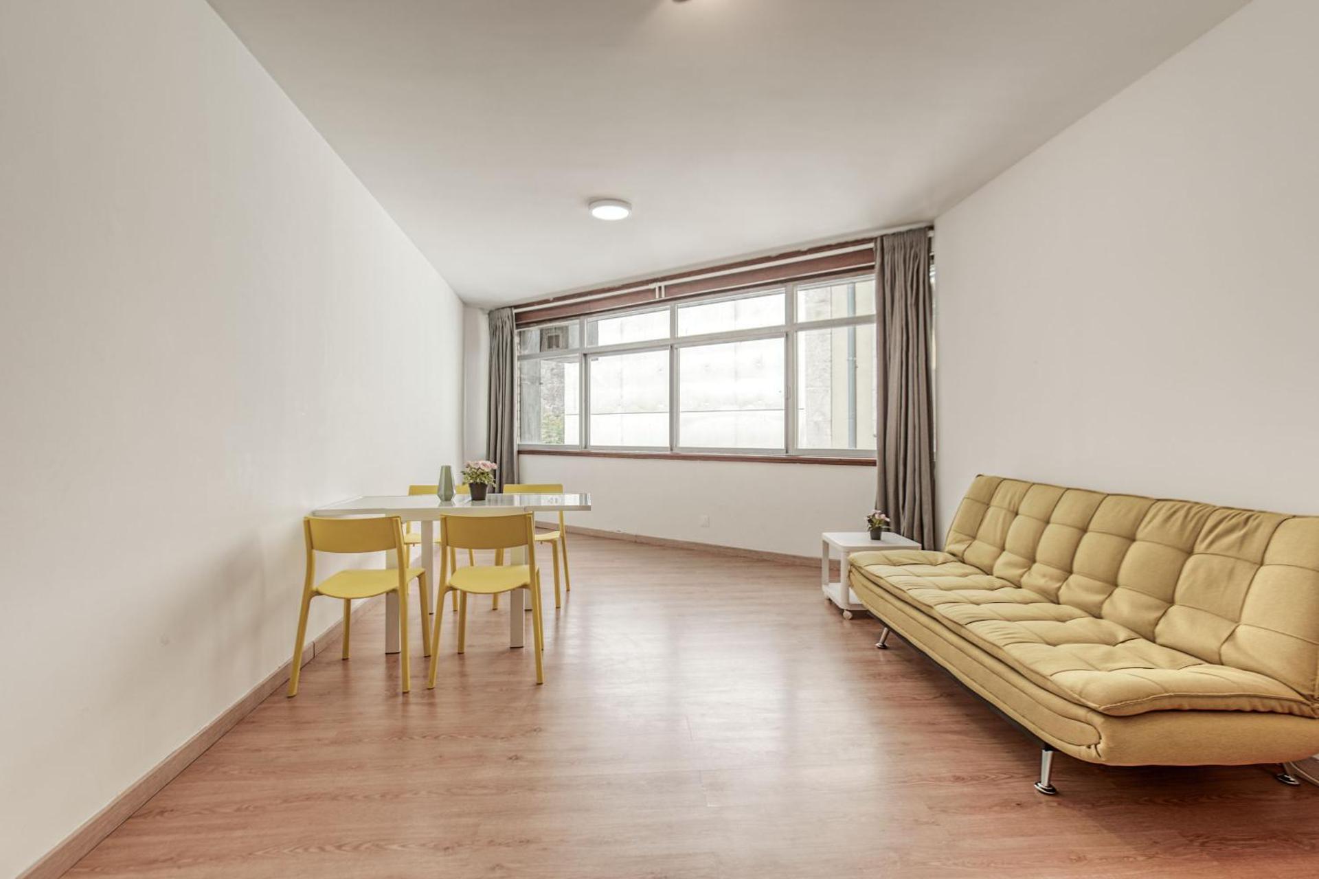 Travel & Live Aliados Apartment