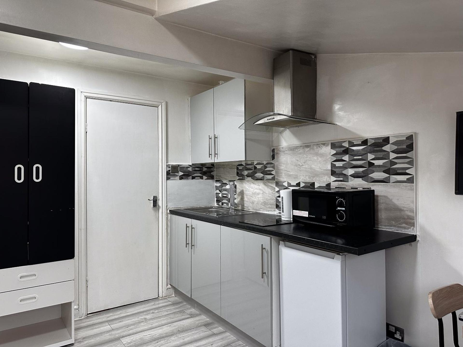 Hills View Apartments