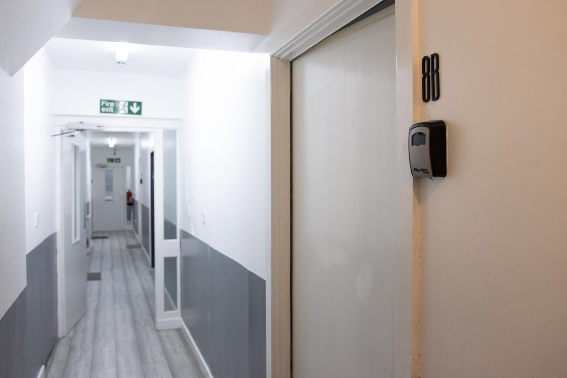 Hills View Apartments